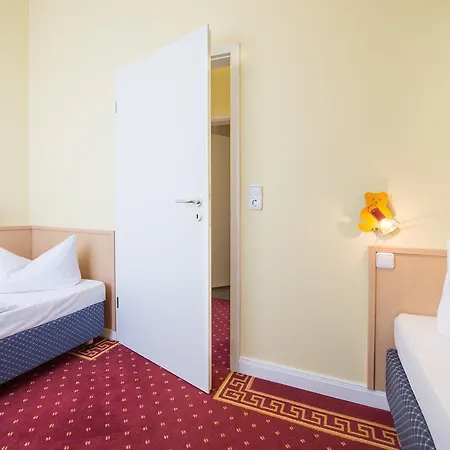 Kuehlungsborn, Am Konzertgarten 3* Kuehlungsborn