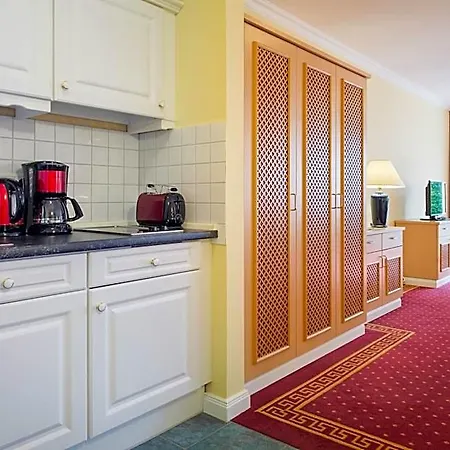Kuehlungsborn, Am Konzertgarten 4*
