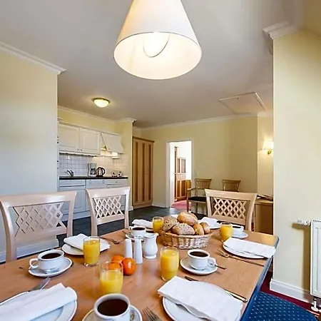 Kuehlungsborn, Am Konzertgarten Apartmanhotel