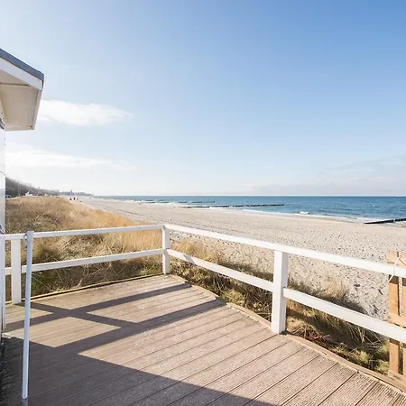 Kuehlungsborn, Am Konzertgarten 4*