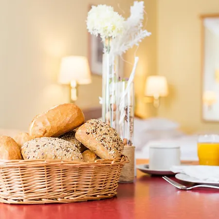 מלון דירות Kuehlungsborn, Am Konzertgarten