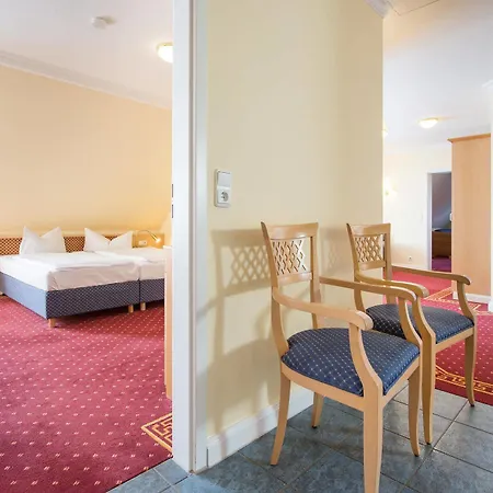 Kuehlungsborn, Am Konzertgarten Aparthotel 3*