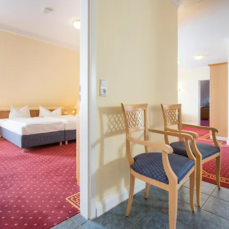 Kuehlungsborn, Am Konzertgarten מלון דירות 4*